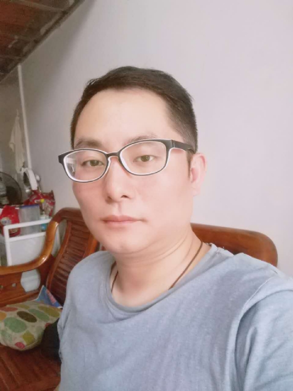 流星的尾巴的第一张照片--福州婚介网