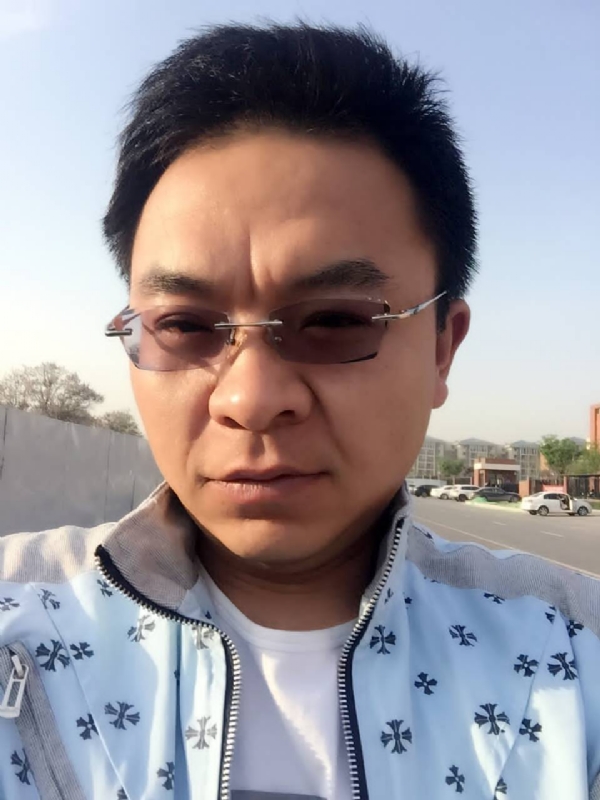 执着的等待的第一张照片--福州婚介网