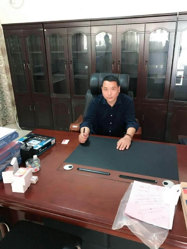 艺术家的第一张照片--福州婚介网