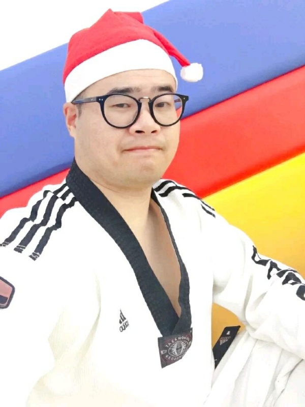 何当重相见的第一张照片--福州婚介网