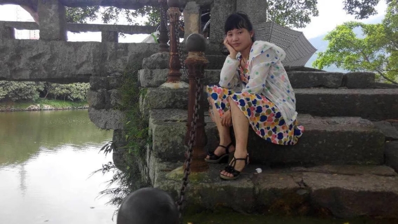 女子悠然的第一张照片--福州婚介网