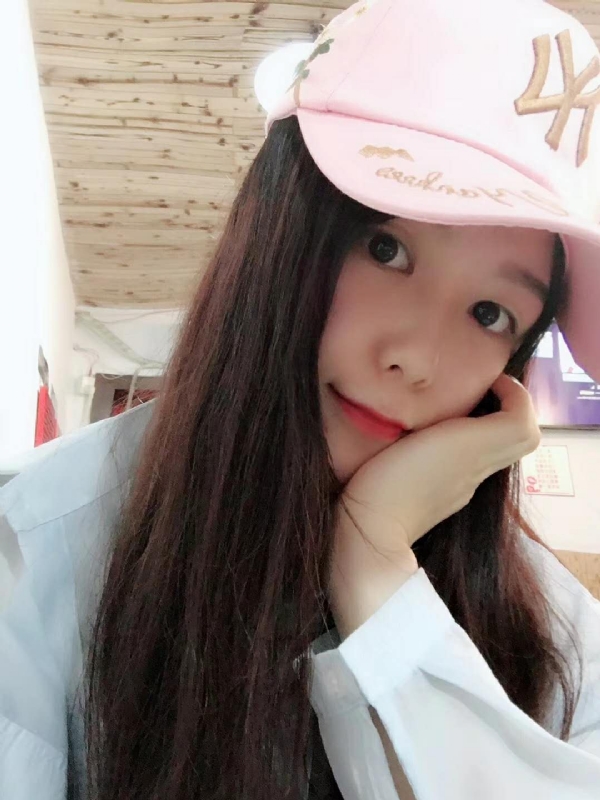 丹丹的第一张照片--福州婚介网