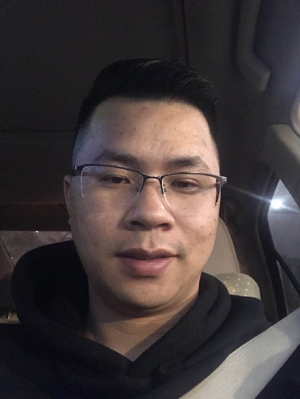 心飞扬的第一张照片--福州婚介网