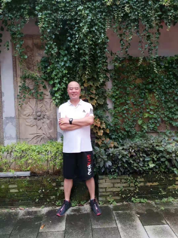 李国伟的第五张照片--福州婚介网