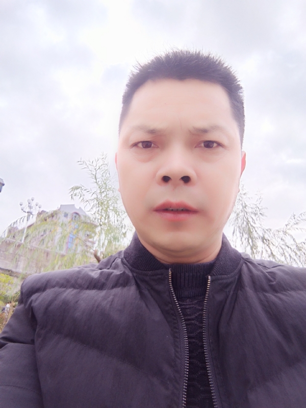 随缘的第一张照片--福州婚介网