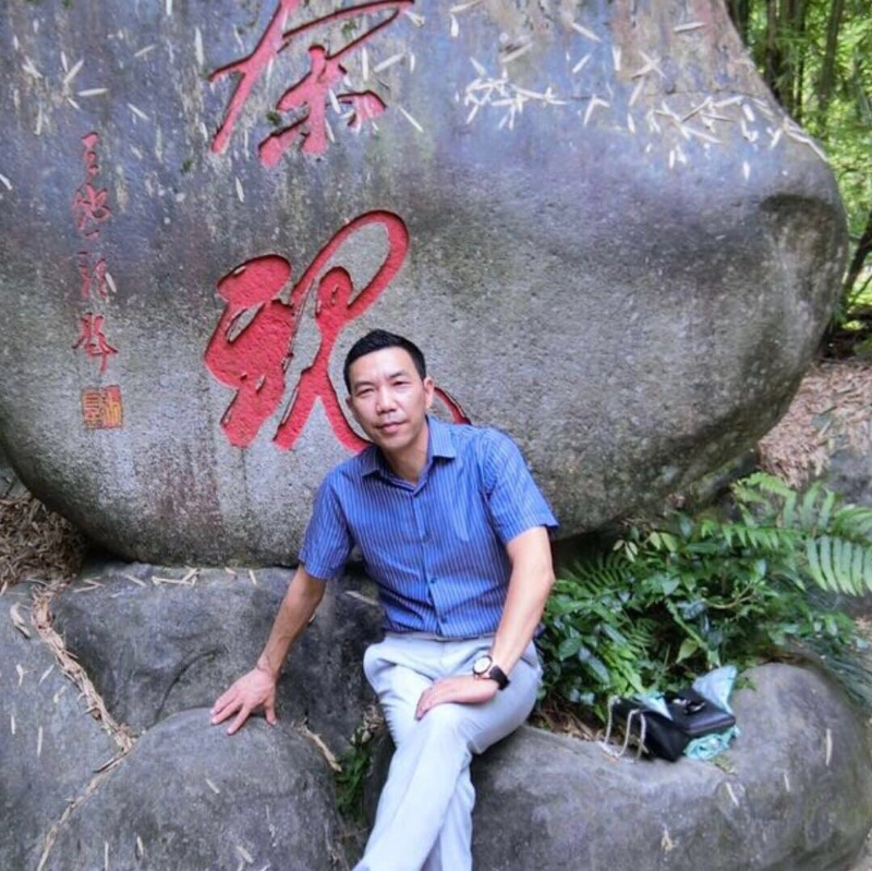 老·黄的第一张照片--福州婚介网