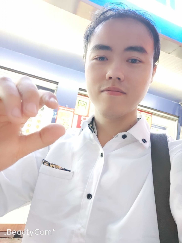 开心就好的第一张照片--福州婚介网