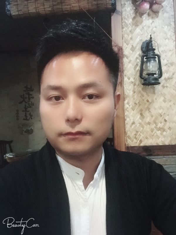 亦初的第一张照片--福州婚介网