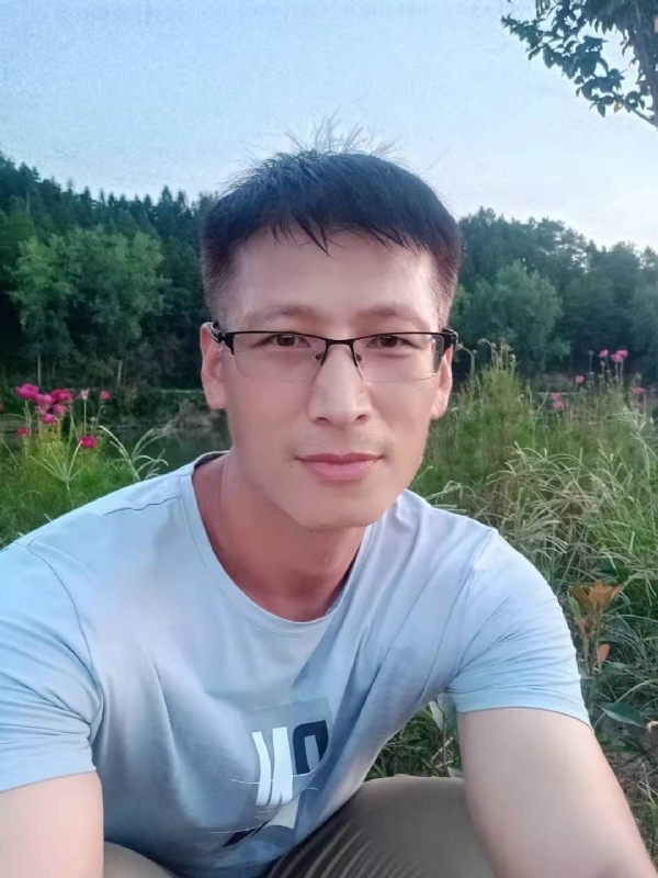 零零柒的第一张照片--福州婚介网