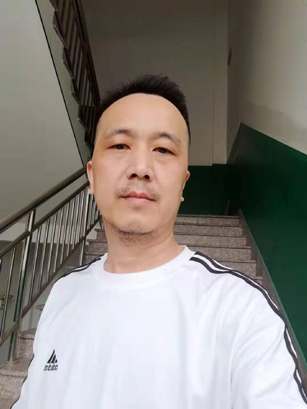 假如风有颜色的第一张照片--福州婚介网