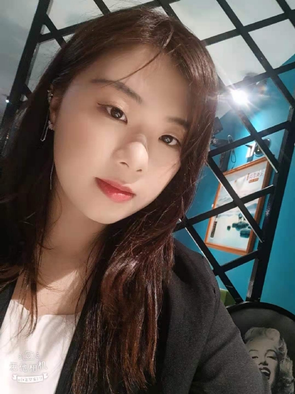 带翅膀的小猫的第一张照片--福州婚介网