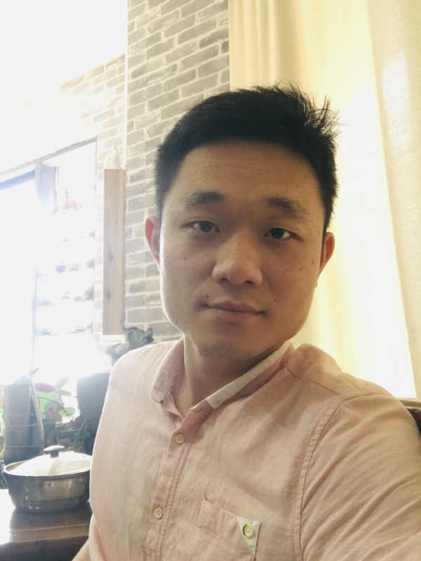 落落大方的第二张照片--福州婚介网