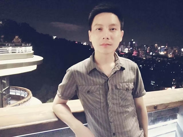 幕秋的第二张照片--福州婚介网