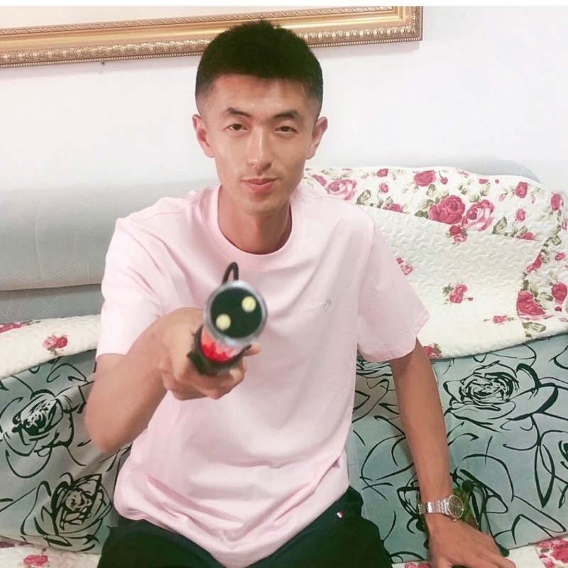 转身留下孤独的她的第二张照片--福州婚介网