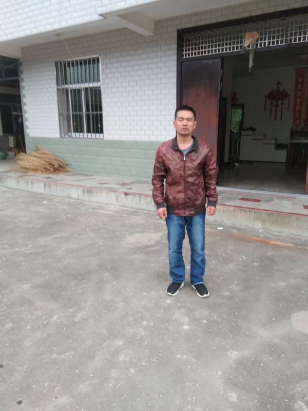阿泉的第一张照片--福州婚介网