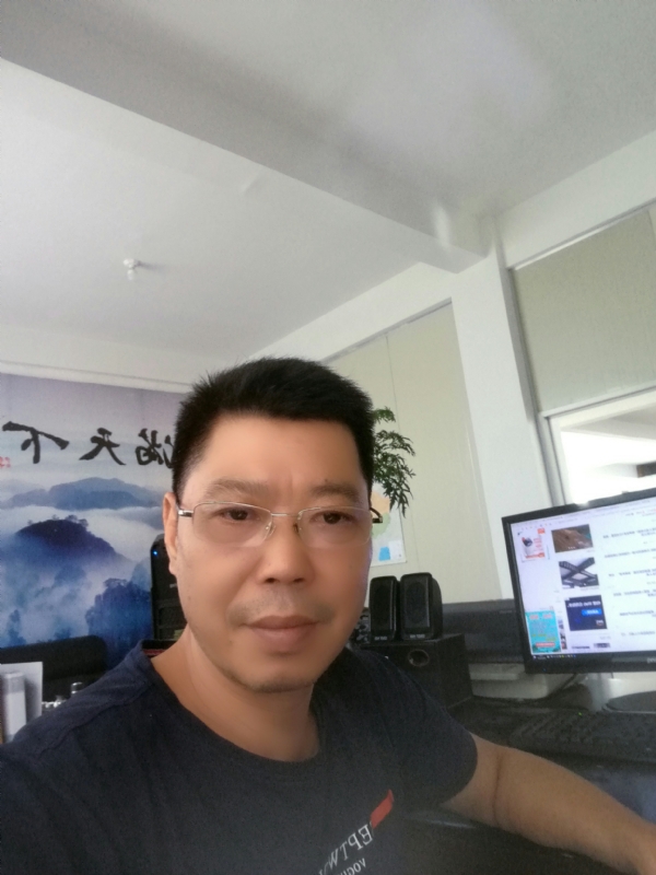 心平气和的第一张照片--福州婚介网