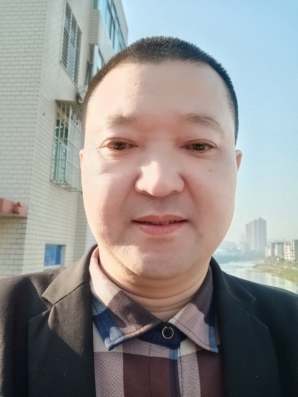 曾经受伤的心灵的第二张照片--福州婚介网