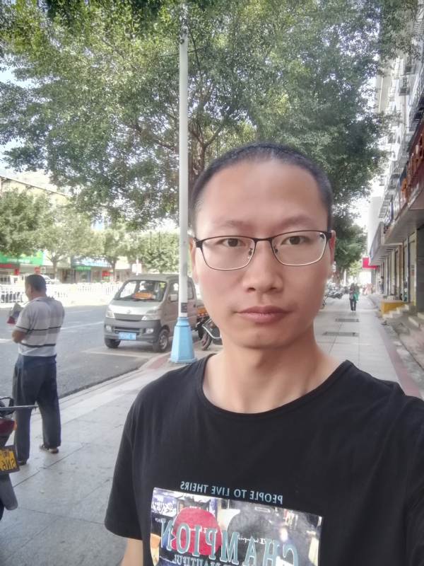 老虎的第一张照片--福州婚介网