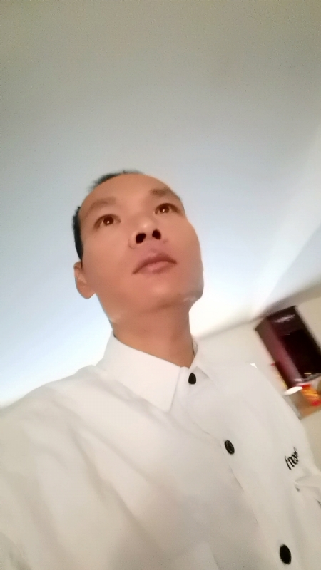 只影向谁去的第五张照片--福州婚介网