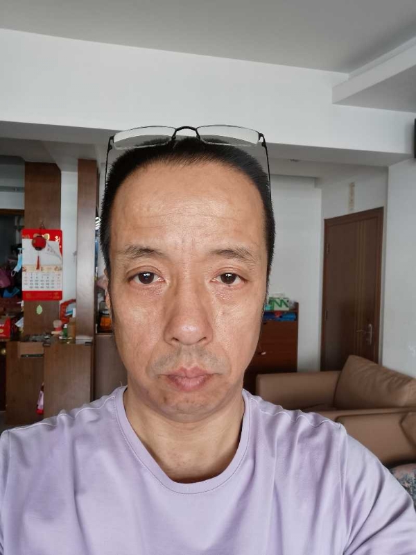 萨博的第一张照片--福州婚介网
