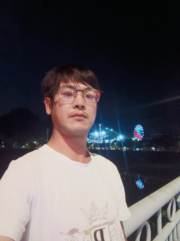 任豐的第一张照片--福州婚介网