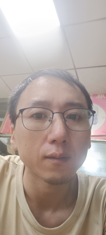 想胖的瘦子的第一张照片--福州婚介网