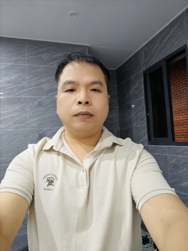 刘两水的第一张照片--福州婚介网